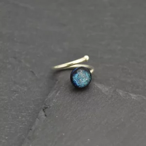 Bague spirale en argent massif et verre fusionné