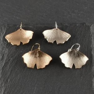 Boucles d’oreilles feuille de ginkgo en bronze