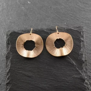 Boucles d'oreilles rondes brutes en bronze